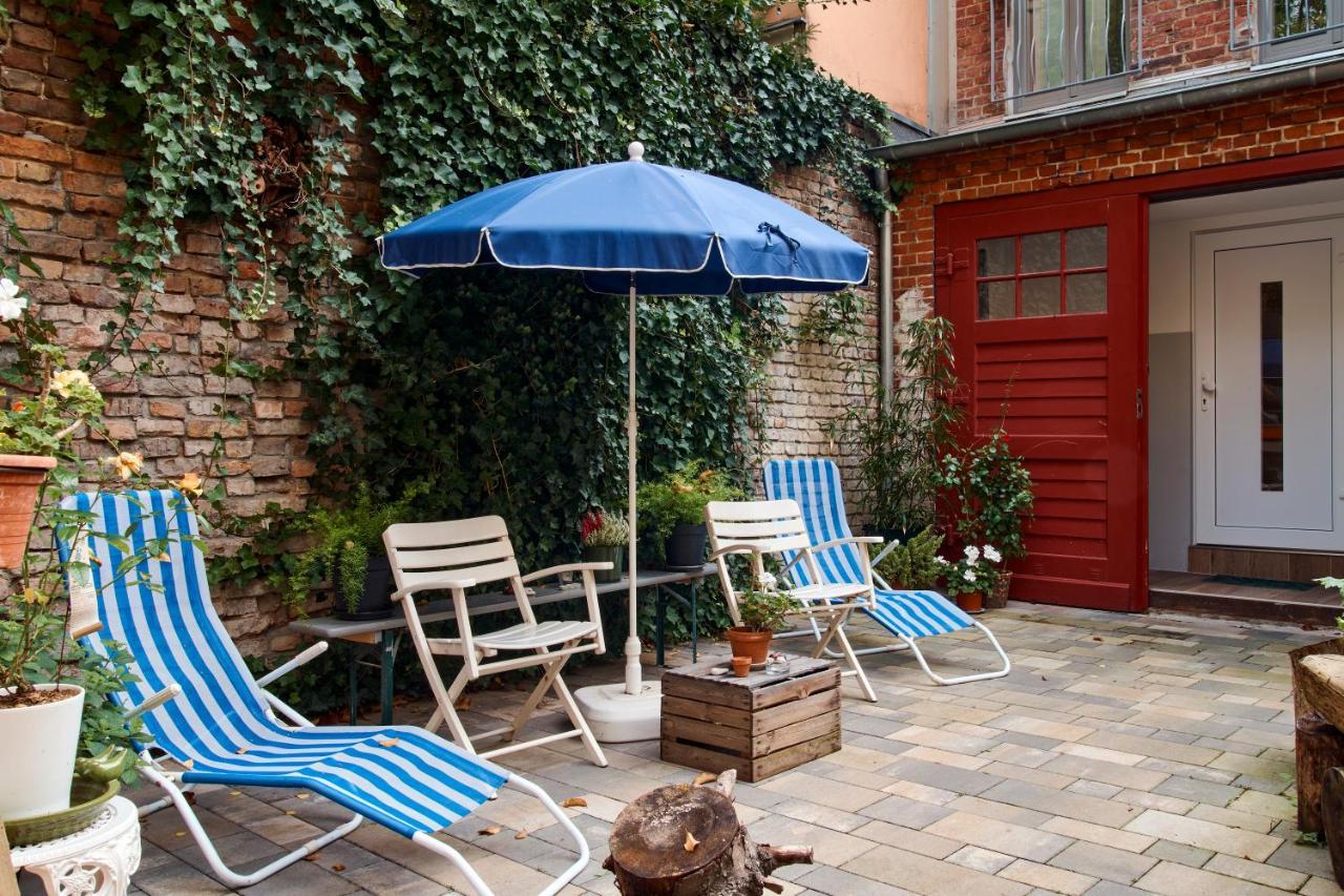 Beautiful And Cozy Remise For Up To 6 Guests Daire Berlin Dış mekan fotoğraf
