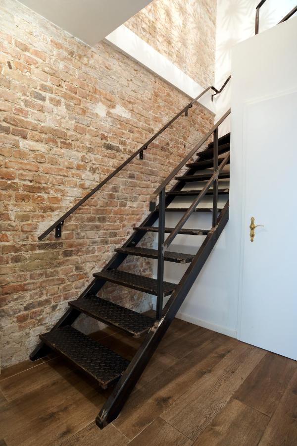 Beautiful And Cozy Remise For Up To 6 Guests Daire Berlin Dış mekan fotoğraf